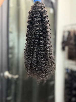 Kinky curly