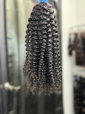 Kinky curly